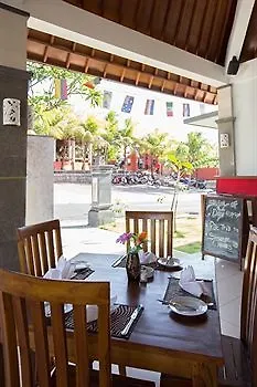 호텔 The Brothers Villas Padang Padang 꾸따